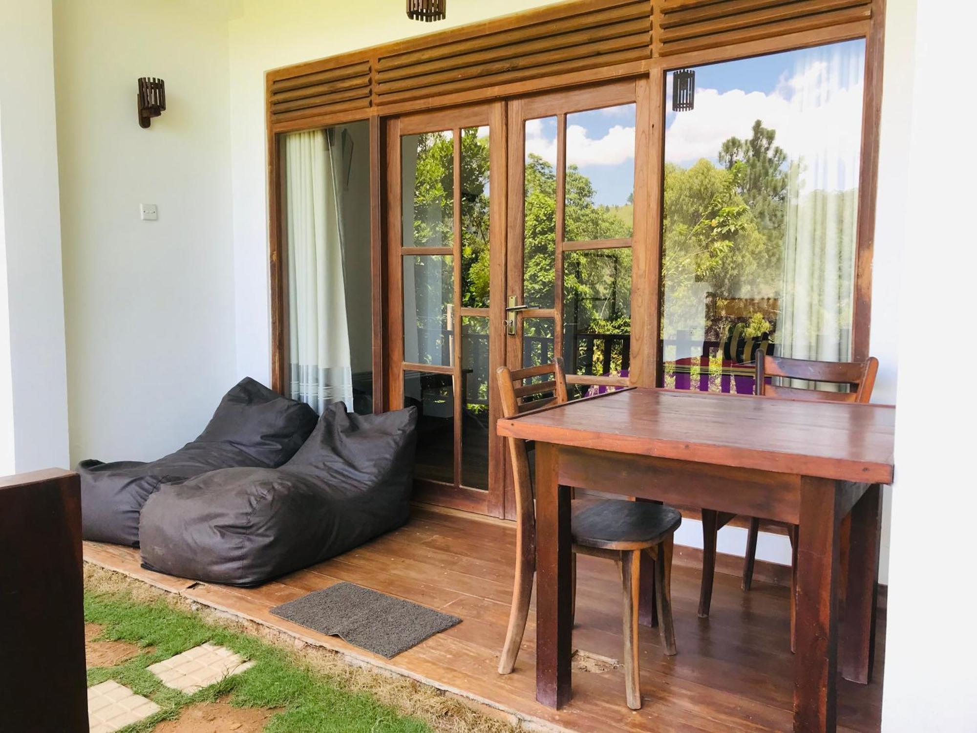 Ridge View Guest House -เอลลา ภายนอก รูปภาพ