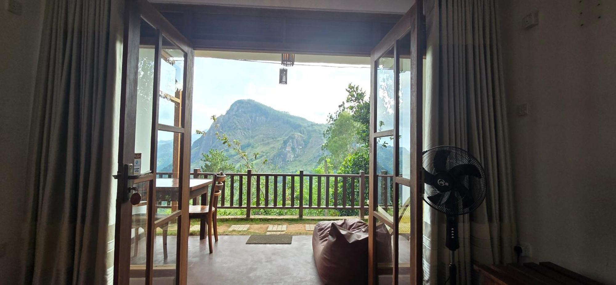 Ridge View Guest House -เอลลา ภายนอก รูปภาพ